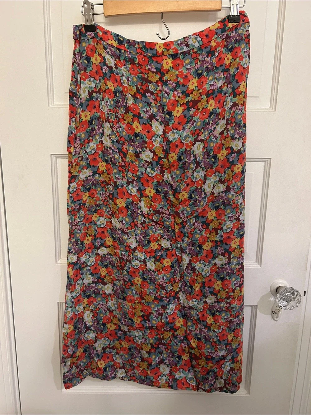 H&M Floral Crepe Midi Skirt Red Purple Blue with Slit